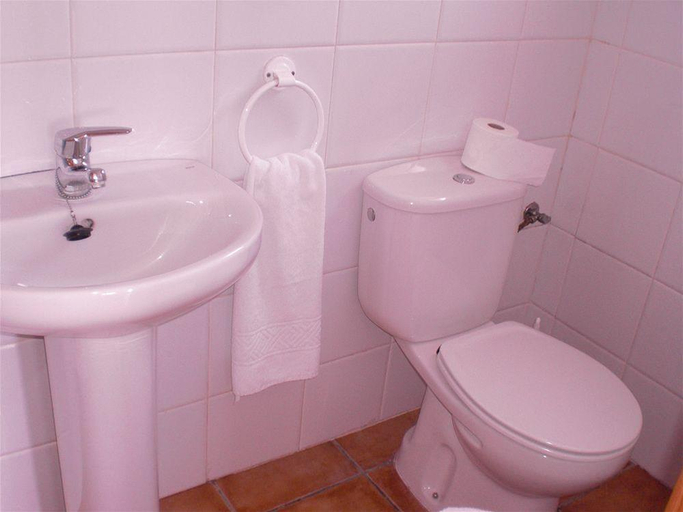 Bathroom, Hostal La Paloma II, Alicante