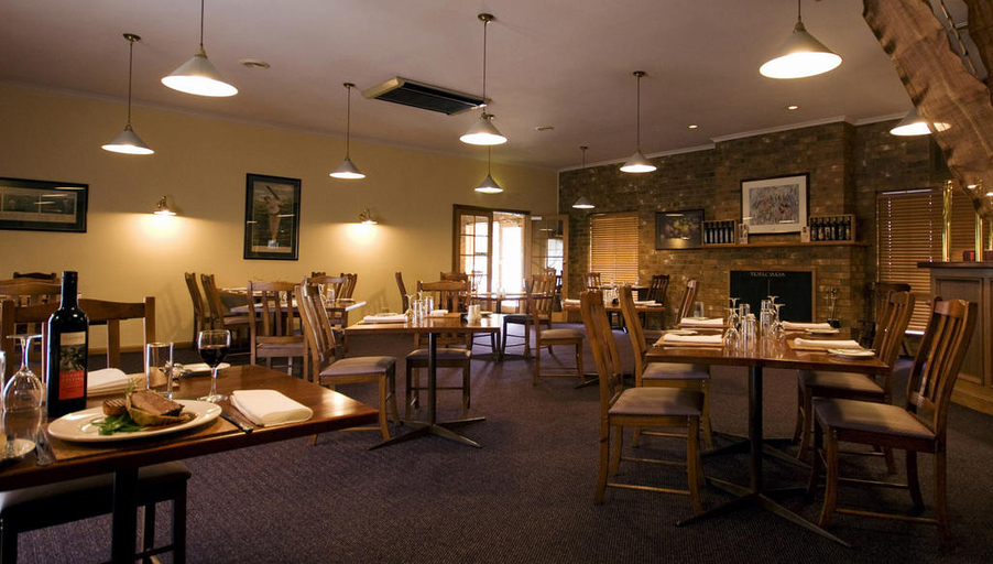 Food & Drinks, Comfort Inn Clare Central Motel, Clare and Gilbert Valleys