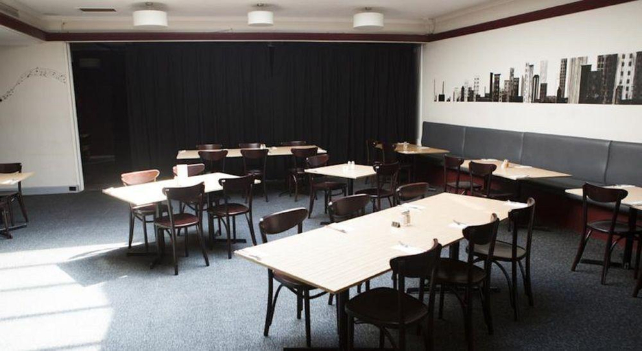 Food & Drinks 5, The Waratah Hotel, Hobart