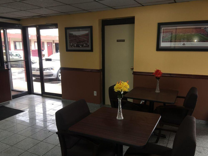 Public Area 2, German Village Inn Columbus, Franklin