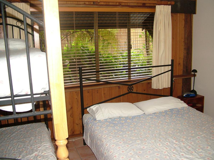 Bedroom 4, Atherton Blue Gum, Atherton