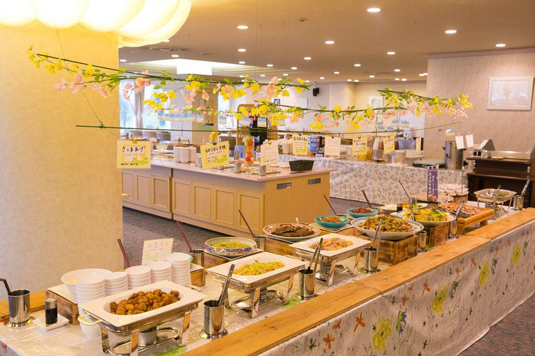 Food & Drinks, Kitakyushu Yahata Royal, Kitakyūshū