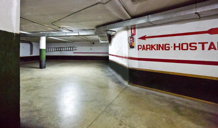 Public Area 3, Hostal Lizana 2, Huesca
