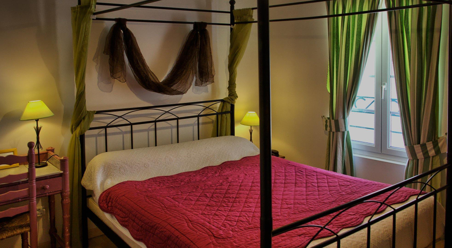 Bedroom 3, Logis Auberge La Cremaillere, Gironde