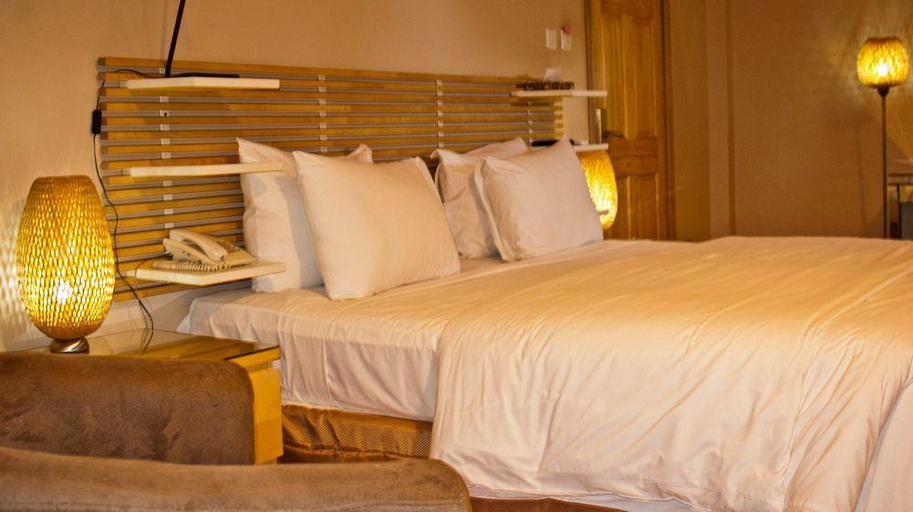 Bedroom 3, Tropical Enclave Hotel, Accra