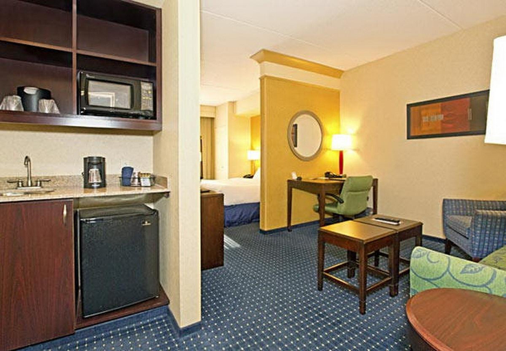 Bedroom 3, Springhill Suites Wheeling Triadelphia Area, Ohio