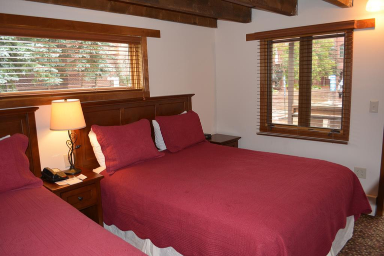 Bedroom 3, Mountain Chalet Aspen, Pitkin