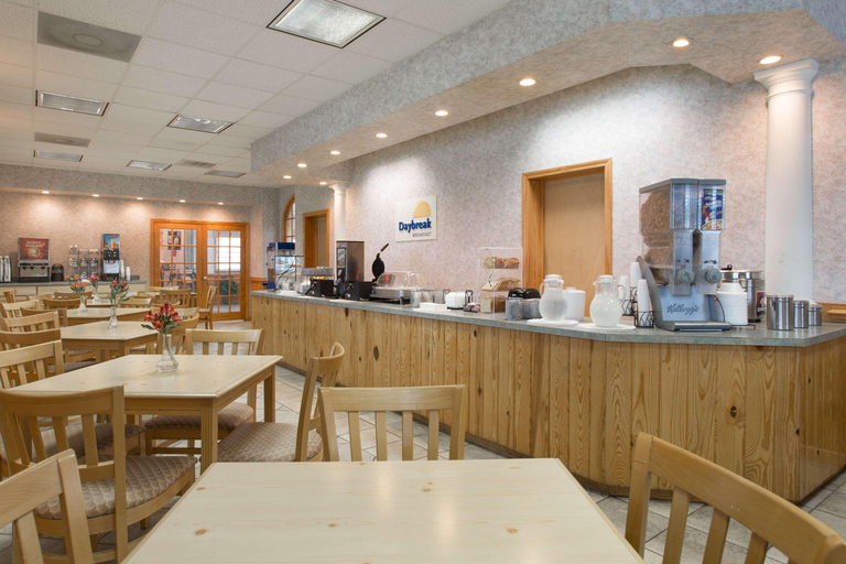 Food & Drinks, Mariner Inn And Suites, Dare
