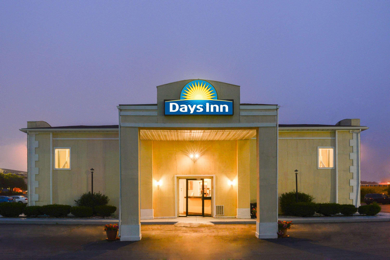 Days Inn by Wyndham Indianapolis East Post Road, Marion