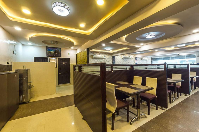 Food & Drinks 5, Hotel Mars, Kancheepuram