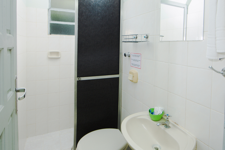 Bathroom 4, POUSADA EVELINA, Foz do Iguaçu