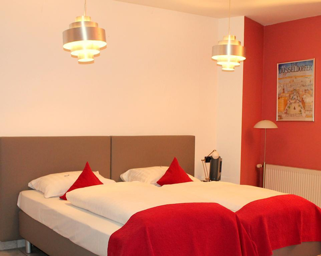 Bedroom 3, Kastens Hotel, Düsseldorf