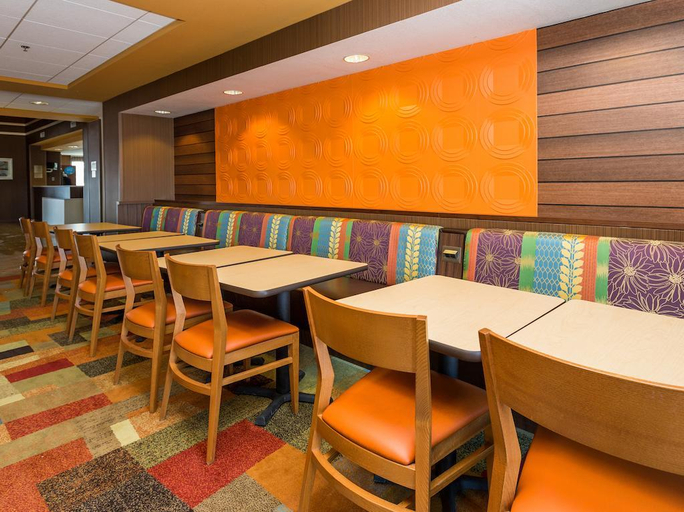 Public Area 3, Fairfield Inn And Suites By Marriott Des Moines We, Dallas