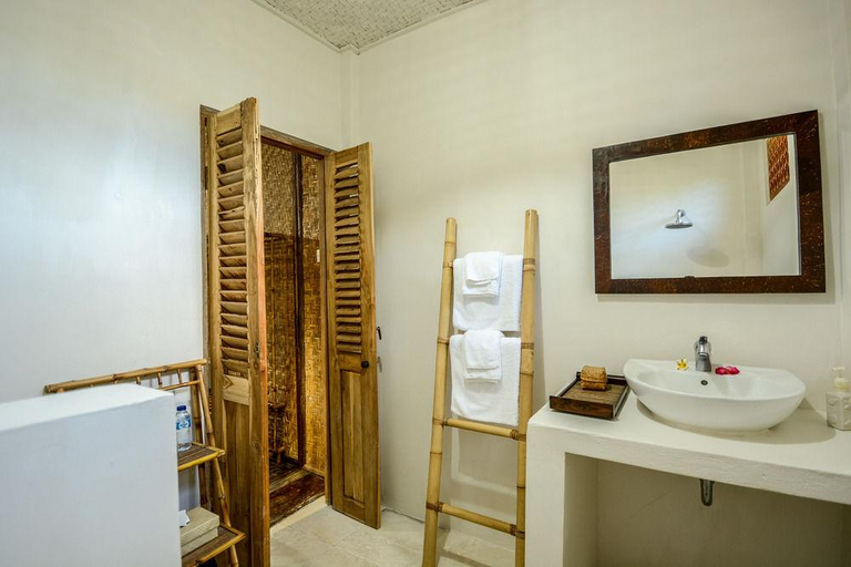 Bathroom 3, Aashaya Jasri Resort, Karangasem