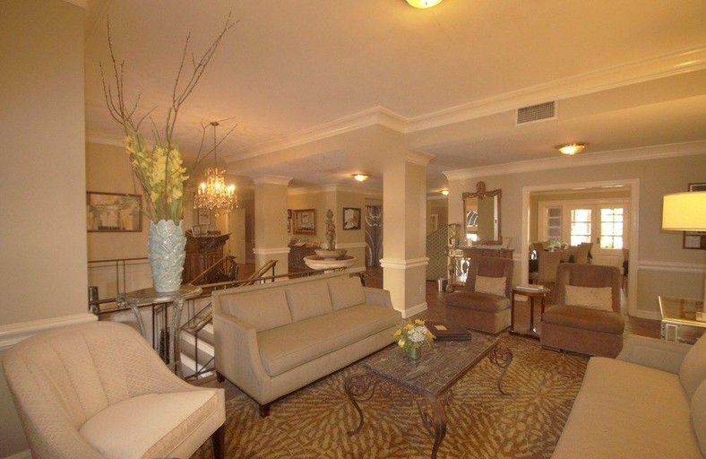 Public Area 2, Old Capitol Inn, Hinds