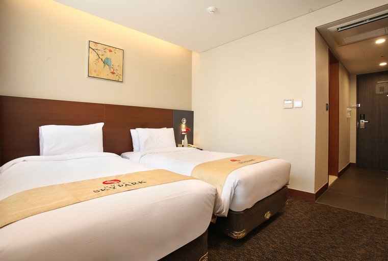 Bedroom 27