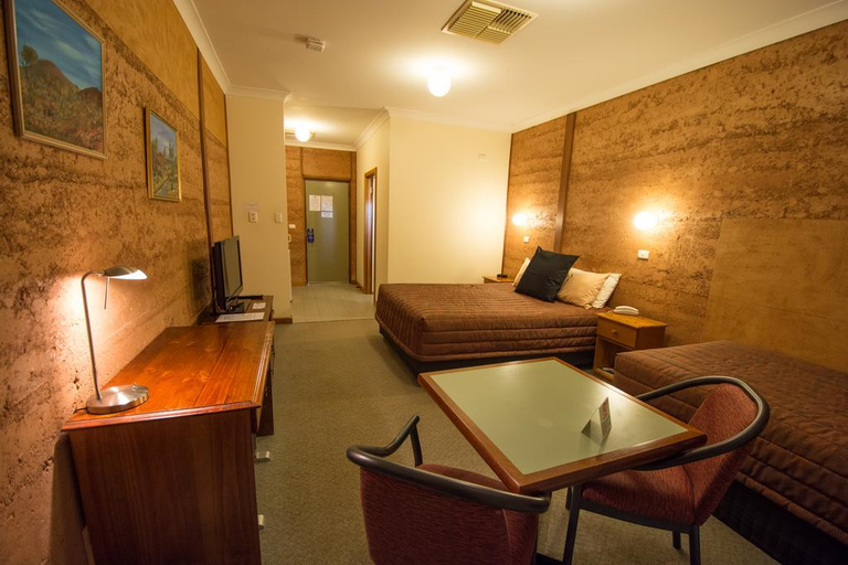 Bathroom 5, Mud Hut Motel, Coober Pedy
