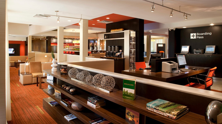 Public Area 2, Courtyard by Marriott Orlando Airport, Orange