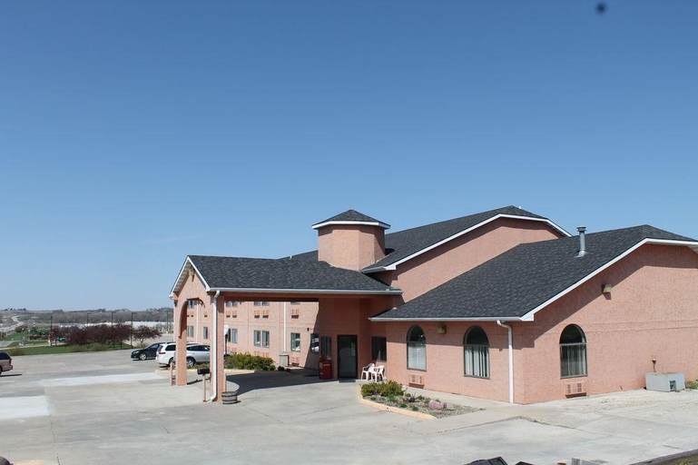 Exterior & Views 2, Rodeway Inn Red Oak, Montgomery