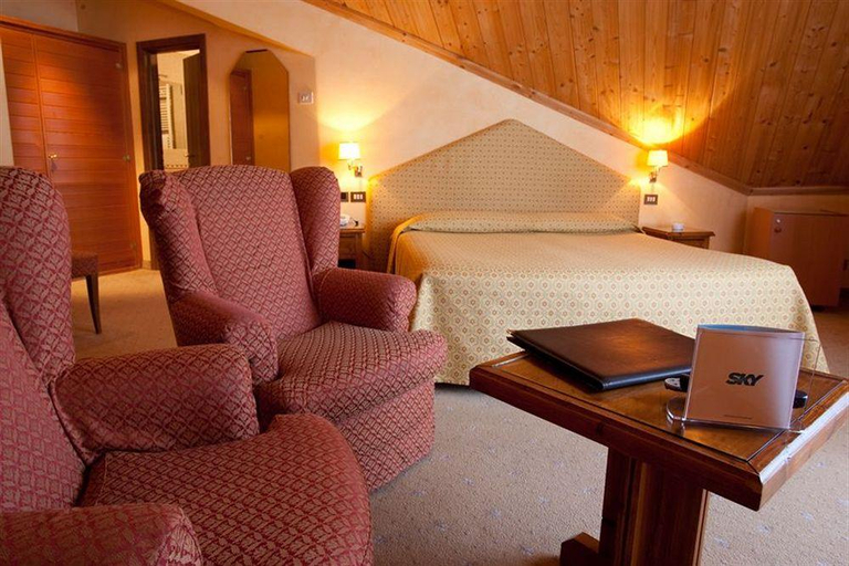 Others 4, Hotel Pavillon, Aosta
