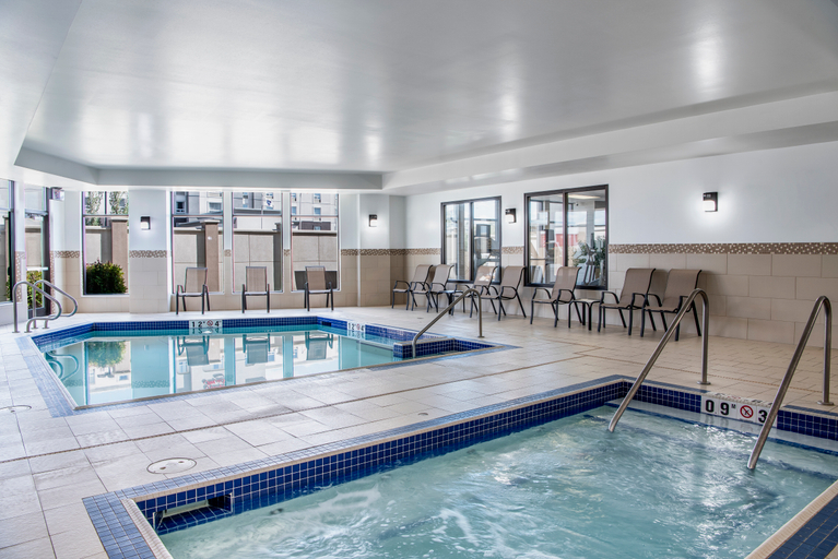 Sport & Beauty 5, Courtyard Edmonton West, Division No. 11