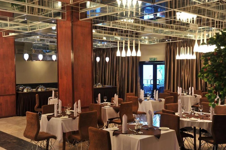 Food & Drinks 4, Protea Hotel by Marriott Delta, Uvwie