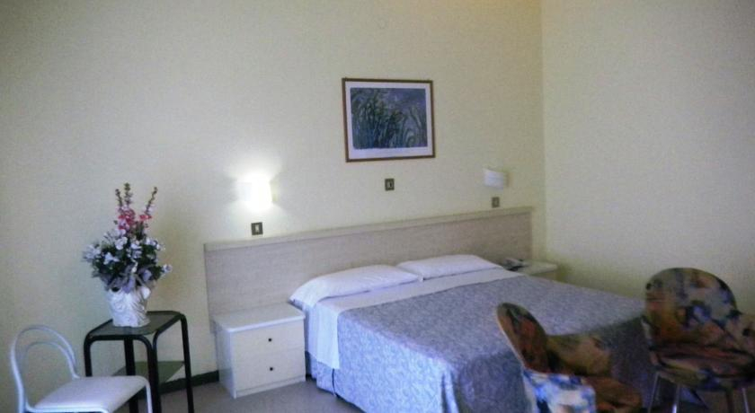 Bedroom, Excelsior, Ancona