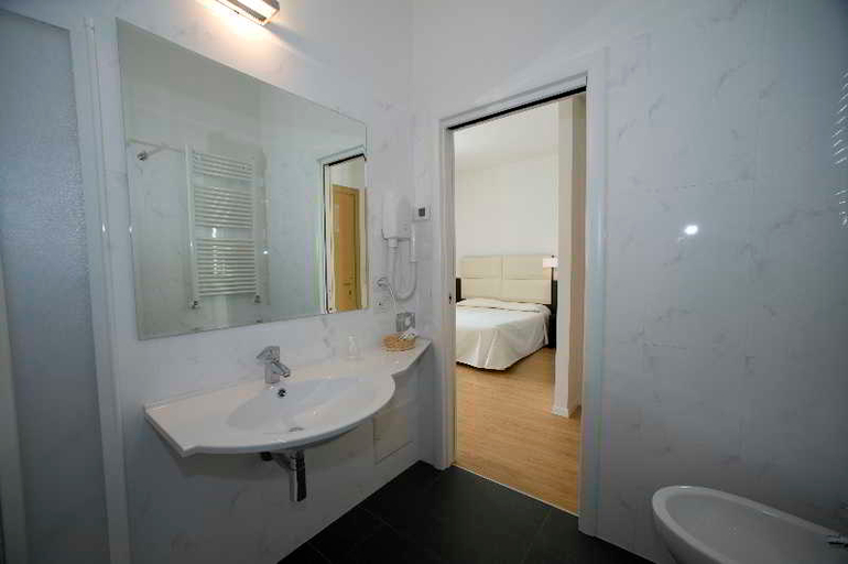 Bathroom, Geier, Trento