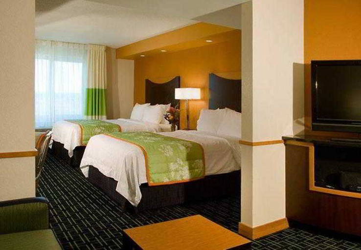 Bedroom 3, Fairfield Inn & Suites Omaha Downtown, Douglas