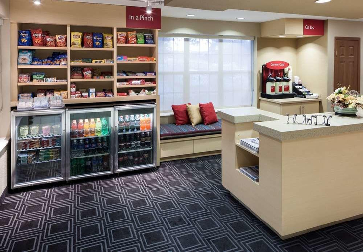 Food & Drinks 5, TownePlace Suites College Station, Brazos