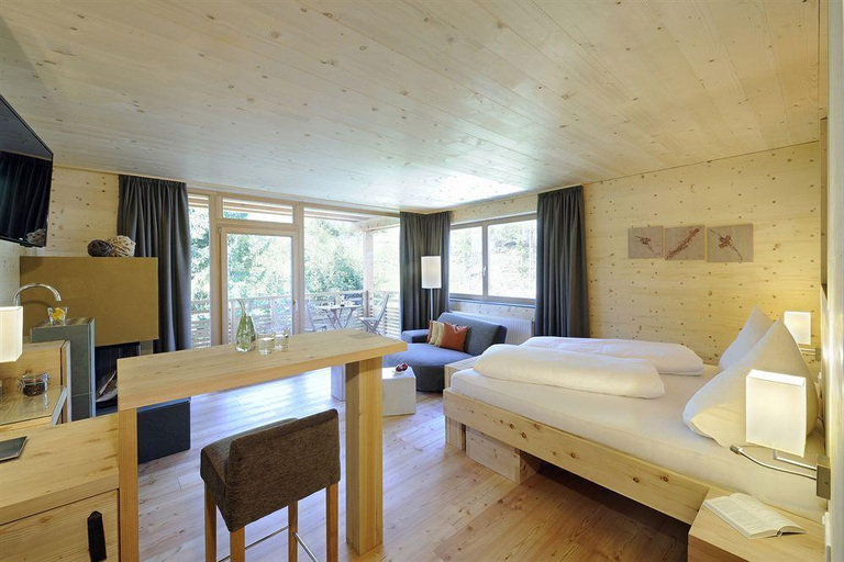 Bedroom 4, Holzhotel Forsthofalm, Zell am See