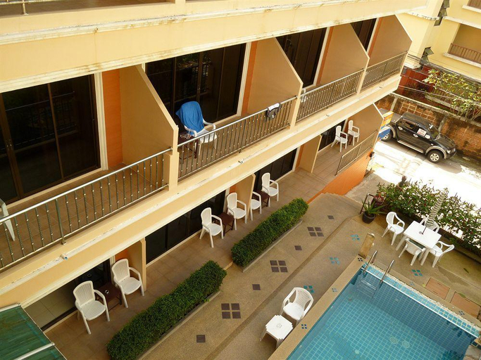 Public Area 3, Seven Seas, Pulau Phuket