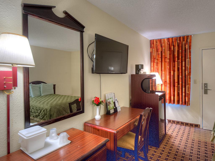 Others 5, Continental Inn - Charlotte, Mecklenburg