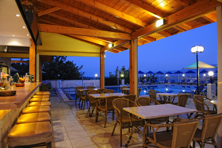 Food & Drinks 5, Mariamare, Crete