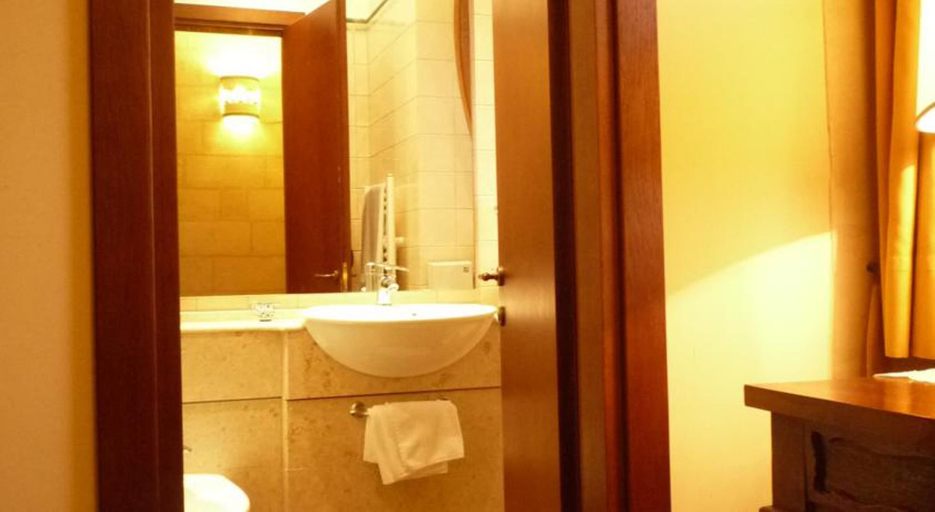 Bathroom 4, Masseria Gattamora, Lecce