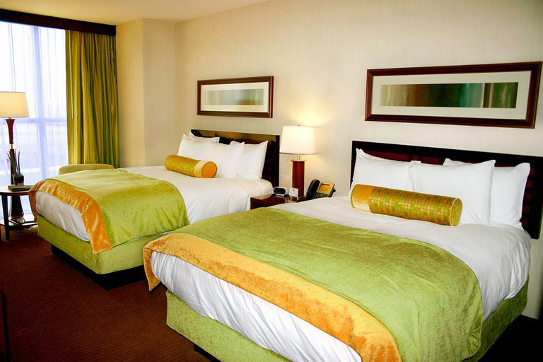 Bedroom 2, Wind Creek Casino, Escambia