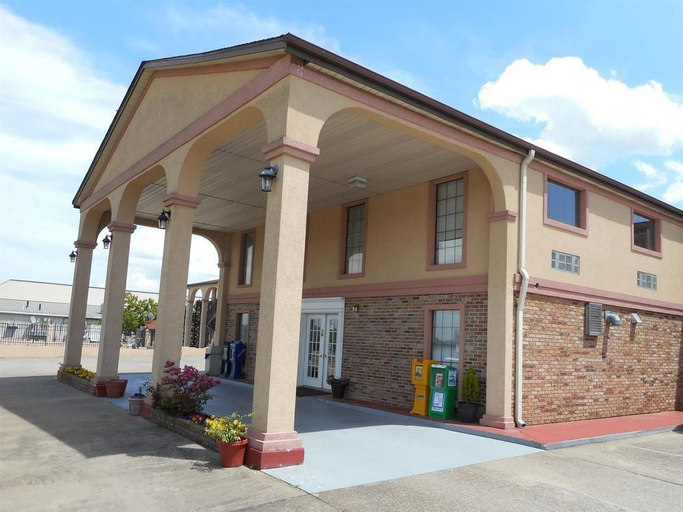 Exterior & Views 2, America's Best Value Inn Blue Ridge, Fannin
