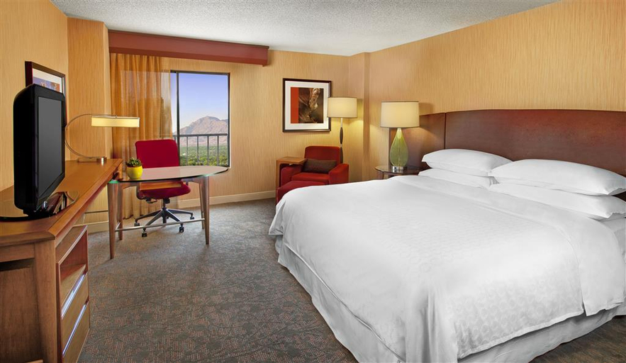 Bedroom 3, Sheraton Albuquerque Airport Hotel, Bernalillo