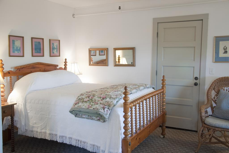 Bedroom 3, First Colony Inn, Dare