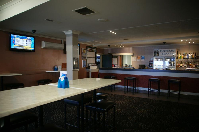 Public Area 3, Bayside Hotel, Break O'Day