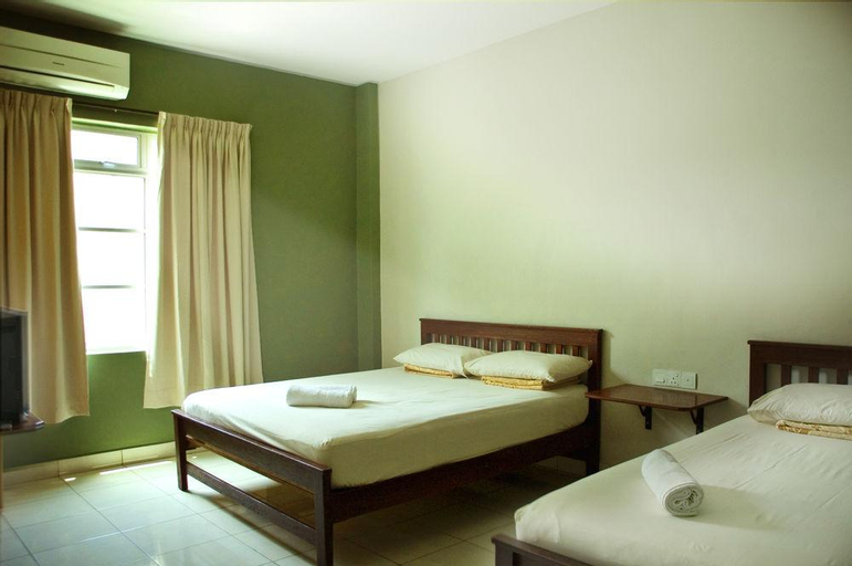 Bedroom 25