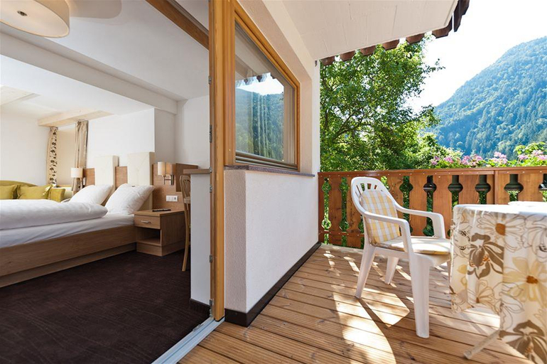 Exterior & Views 2, Gasthof Zur Sonne, Bolzano