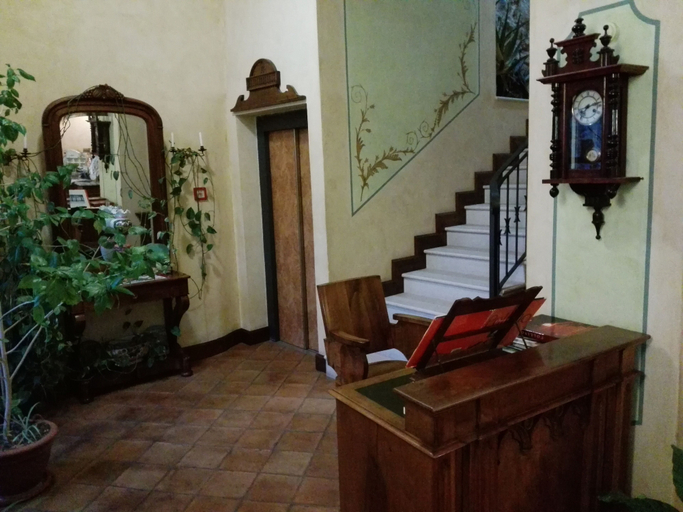 Public Area 3, Villa San Domenico, Cosenza