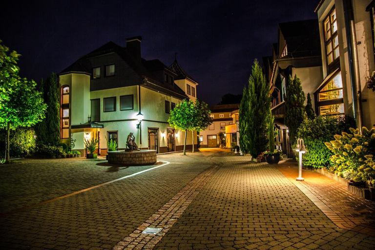 Exterior & Views 2, Landhaus Hotel Waitz, Offenbach
