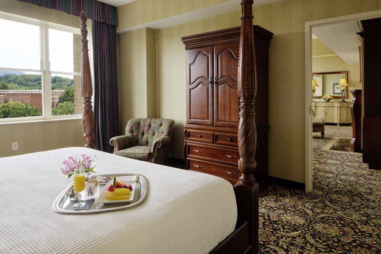 Bedroom 4, Carnegie Hotel & Spa, Washington