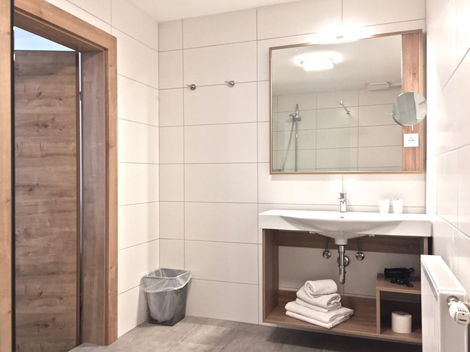 Bathroom, Pension Seelos, Imst