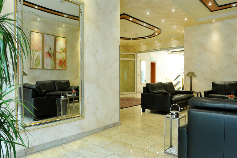 Public Area 4, Hotel Stadt Muenchen, Düsseldorf