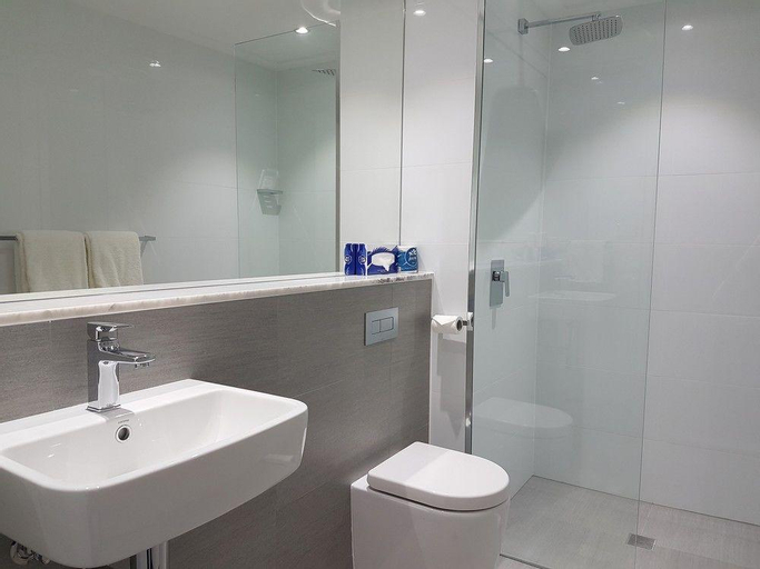 Bedroom 5, Ocean Centre Hotel, Geraldton