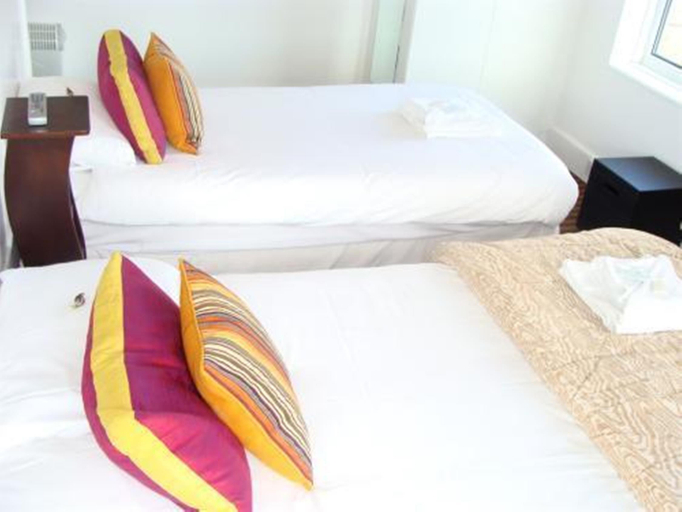 Bedroom 3, Bonnington Beach Hotel, Poole