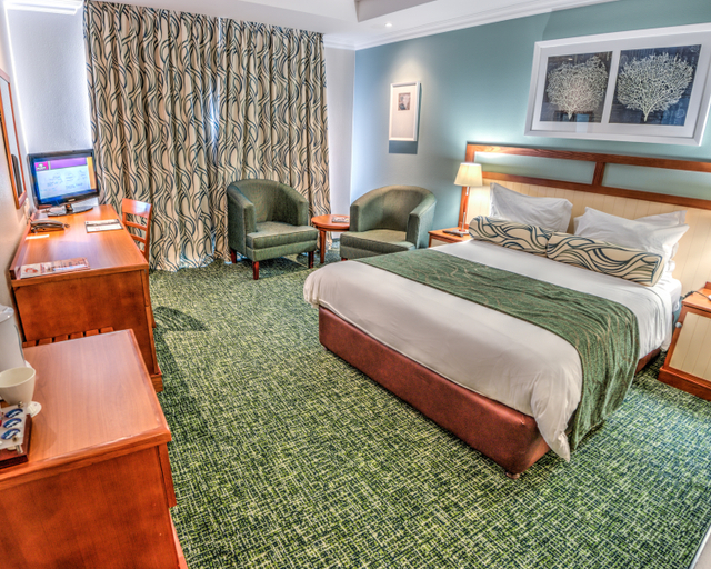 Bedroom 3, City Lodge Hotel Umhlanga Ridge, eThekwini